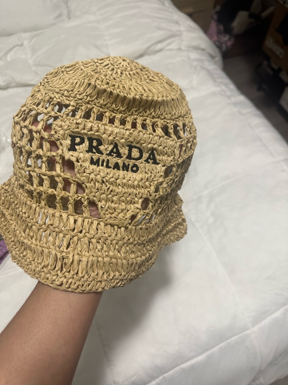 Beach hat - Picture 2 of 2